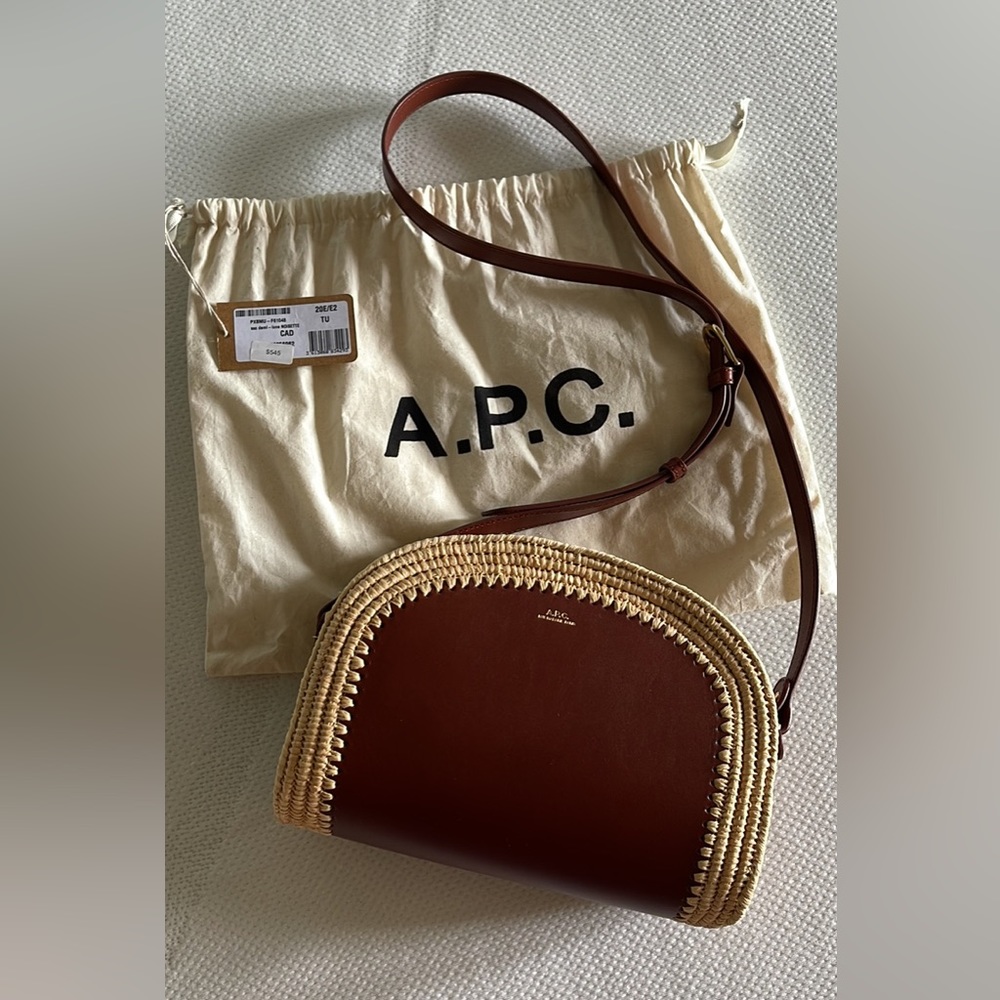 Apc Demi Lune Crossbody Bag - Raffia